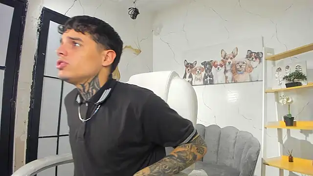 Declan-Fox online show from November 11, 4:45 am