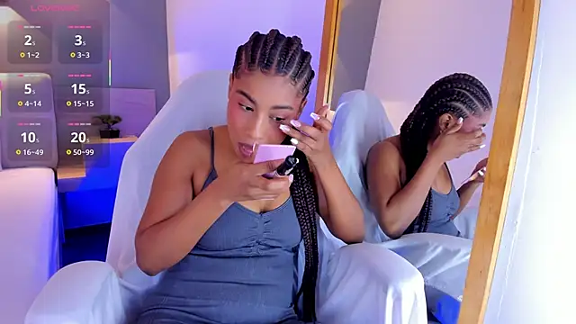 Snapshot of selena_monroy chatting on November 19, 12:16 pm selena monroy online show from November 19, 12:16 pm