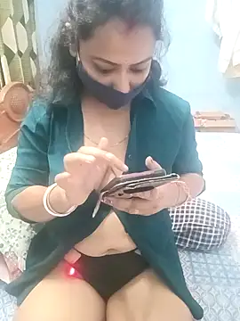 Snapshot of Deliciouskimi chatting on November 19, 5:07 am Deliciouskimi online show from November 19, 5:07 am