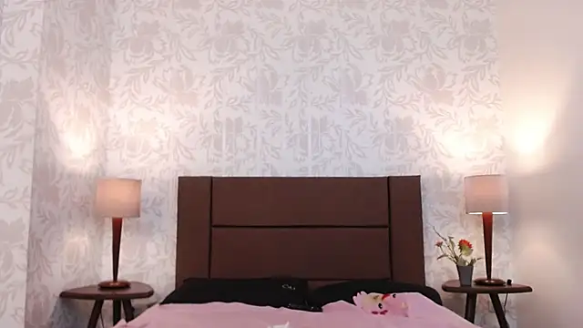 Ava Raye online show from December 2, 6:58 pm