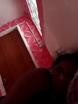 Snapshot of Rosabela04 chatting on May 11, 3:51 pm Rosabela04 online show from May 11, 3:51 pm
