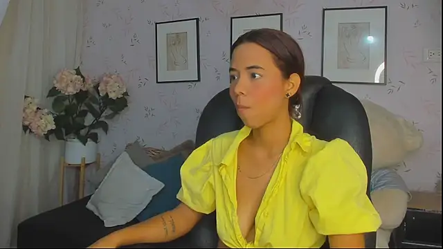 Anntonellaa online show from November 14, 12:26 pm