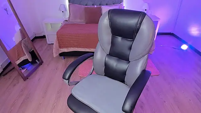 Sofia collen  online show from November 14, 8:07 pm