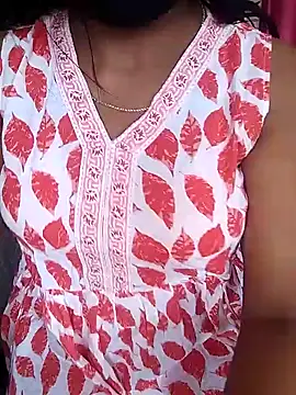 Snapshot of Bengalibeauty96 chatting on March 28, 4:12 am Bengalibeauty96 online show from March 28, 4:12 am