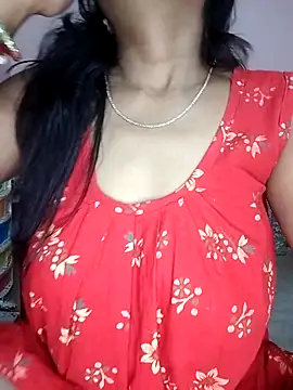 Snapshot of Bengalibeauty96 chatting on May 2, 1:27 pm Bengalibeauty96 online show from May 2, 1:27 pm
