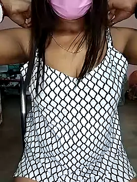 Snapshot of Bengalibeauty96 chatting on May 9, 4:45 pm Bengalibeauty96 online show from May 9, 4:45 pm