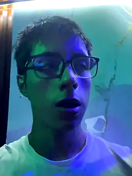 Snapshot of EstivenSallas chatting on November 16, 3:12 am EstivenSallas online show from November 16, 3:12 am