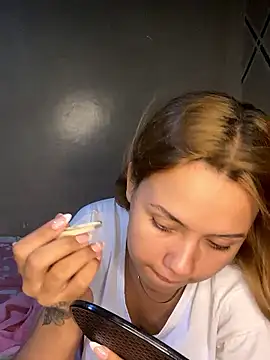 coupleyys online show from January 14, 5:40 pm