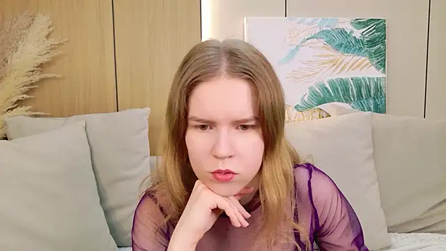 Snapshot of Alida_Brice chatting on May 14, 5:47 am Alida Brice online show from May 14, 5:47 am