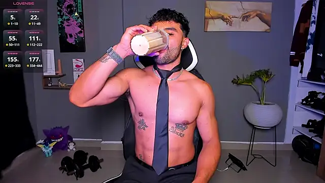 JordanRossie online show from April 29, 1:43 am