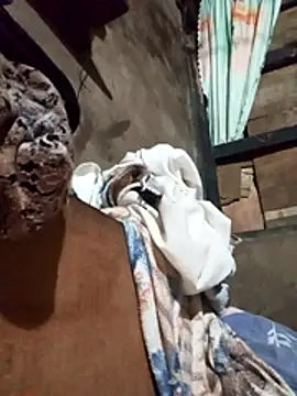 Snapshot of slutty_pinay12 chatting on January 10, 7:15 pm slutty pinay12 online show from January 10, 7:15 pm