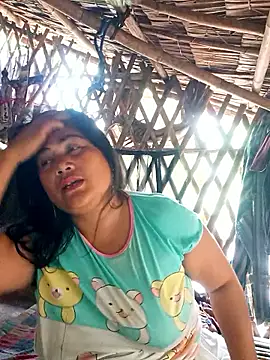 Snapshot of slutty_pinay12 chatting on January 18, 2:04 am slutty pinay12 online show from January 18, 2:04 am