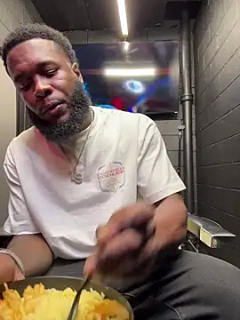 nymphoandthebeast69 online show from January 10, 9:30 pm