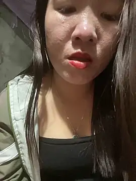 Snapshot of Luna-ass chatting on October 22, 12:49 pm Luna-ass online show from October 22, 12:49 pm