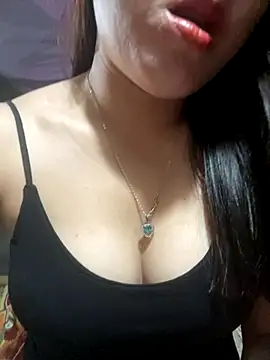 Snapshot of Luna-ass chatting on October 25, 12:40 am Luna-ass online show from October 25, 12:40 am