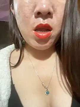 Snapshot of Luna-ass chatting on November 27, 1:29 am Luna-ass online show from November 27, 1:29 am