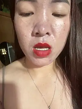 Luna-ass online show from December 18, 1:11 am