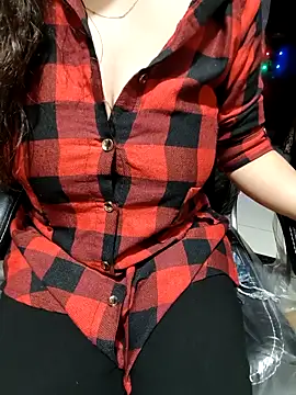 Snapshot of sassy_aly007 chatting on November 14, 5:00 pm sassy aly007 online show from November 14, 5:00 pm