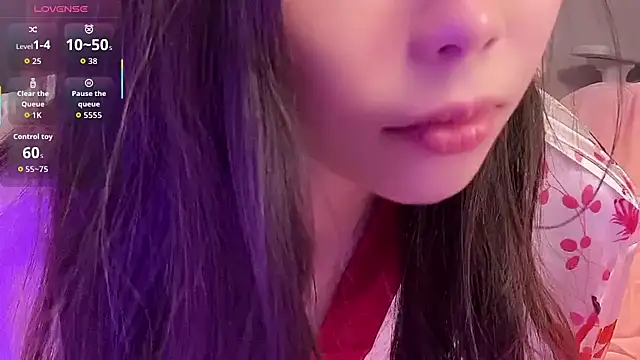 Snapshot of Sweet-taiyang chatting on October 19, 3:56 pm Sweet-taiyang online show from October 19, 3:56 pm