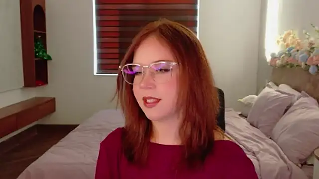 Snapshot of Lilith_Bonheur chatting on May 28, 3:26 am Lilith Bonheur online show from May 28, 3:26 am