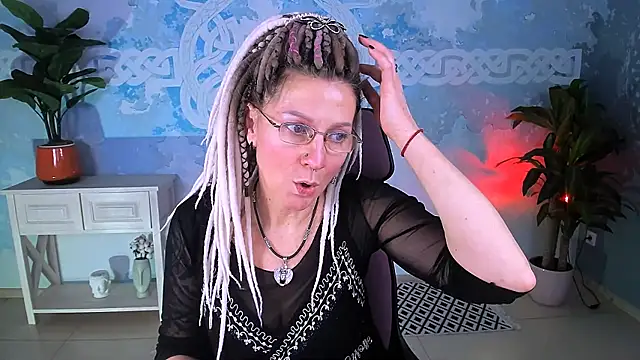 Snapshot of UmaSpace chatting on February 13, 5:14 am UmaSpace online show from February 13, 5:14 am