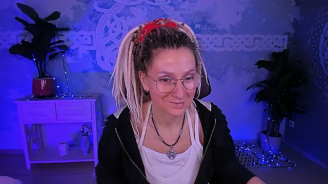 Snapshot of UmaSpace chatting on March 10, 5:12 am UmaSpace online show from March 10, 5:12 am