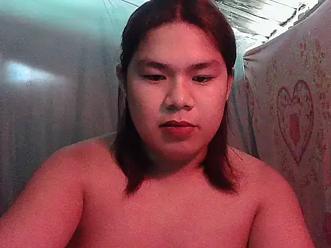 Snapshot of Huntrix2025 chatting on June 13, 2:09 am Huntrix2025 online show from June 13, 2:09 am