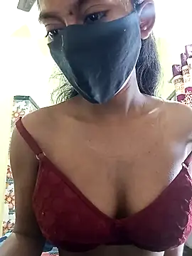 Snapshot of Tanya_mms chatting on November 17, 7:47 am Tanya mms online show from November 17, 7:47 am