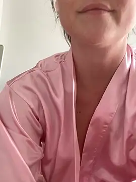 Snapshot of Mia_Winters chatting on September 13, 3:12 pm Mia Winters online show from September 13, 3:12 pm