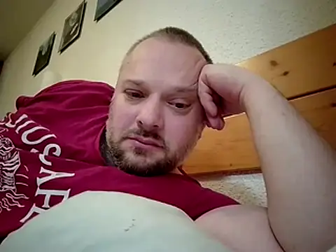Snapshot of Yannor36 chatting on March 14, 9:31 pm Yannor36 online show from March 14, 9:31 pm