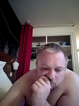 Snapshot of Yannor36 chatting on August 6, 9:39 pm Yannor36 online show from August 6, 9:39 pm