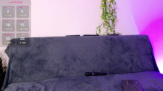 Snapshot of Sabriinaa_Foxx chatting on May 25, 5:41 pm Sabriinaa Foxx online show from May 25, 5:41 pm