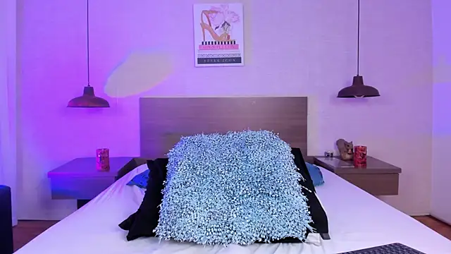 cloehill  online show from October 27, 2:43 pm