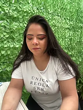 ROUSE SINCLAIR online show from November 18, 7:29 pm