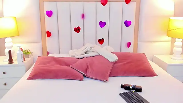 LaylaaDoll online show from February 14, 7:21 pm