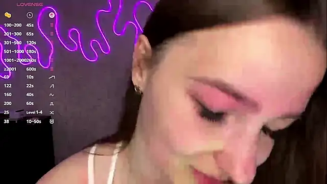 GemmaGunter online show from May 3, 8:04 pm