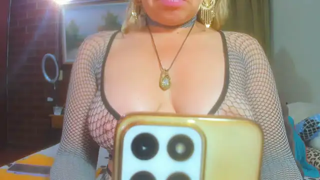 LatinaMature  online show from April 29, 4:27 am