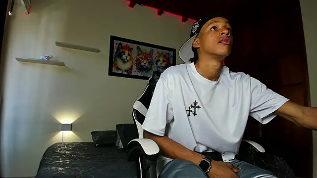 Snapshot of jordan_mm420 chatting on February 17, 5:52 pm jordan mm420 online show from February 17, 5:52 pm