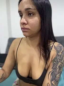 Isabella-Teen online show from November 28, 11:40 pm