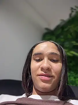 Isabella-Teen online show from February 7, 1:20 am