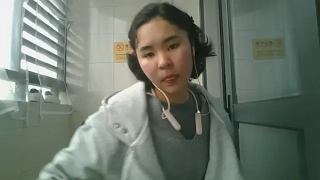 Snapshot of JennyCarpenter chatting on January 17, 12:04 am JennyCarpenter online show from January 17, 12:04 am