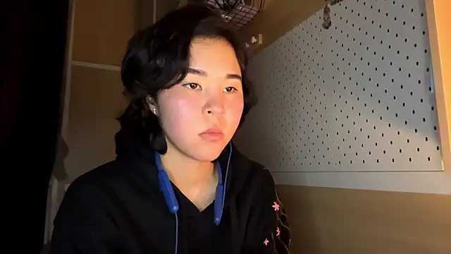 Snapshot of JennyCarpenter chatting on March 11, 7:25 am JennyCarpenter online show from March 11, 7:25 am