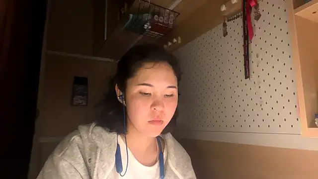 JennyCarpenter online show from May 4, 10:17 pm