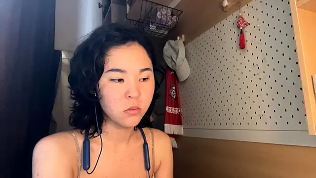 Snapshot of JennyCarpenter chatting on June 11, 2:11 am JennyCarpenter online show from June 11, 2:11 am