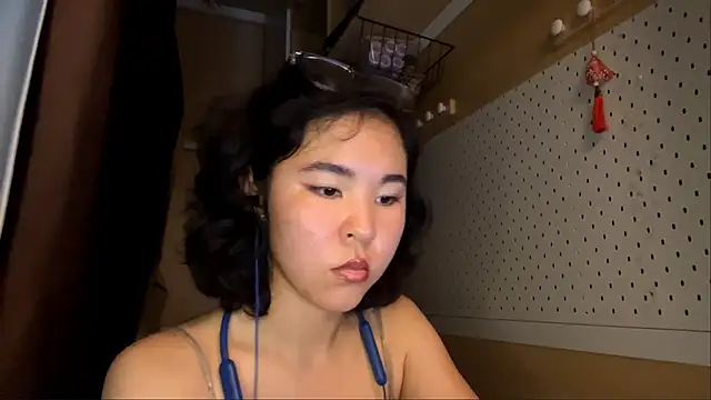Snapshot of JennyCarpenter chatting on June 18, 10:25 pm JennyCarpenter online show from June 18, 10:25 pm