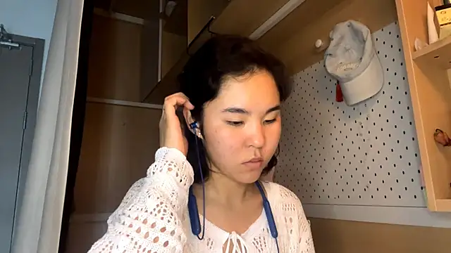 Snapshot of JennyCarpenter chatting on June 19, 10:57 pm JennyCarpenter online show from June 19, 10:57 pm