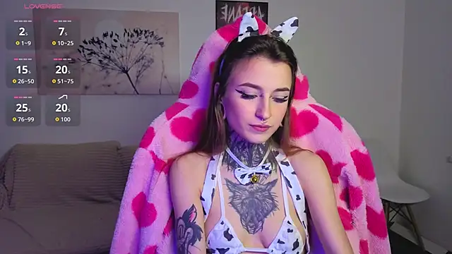 LilithPoison online show from September 19, 4:07 pm