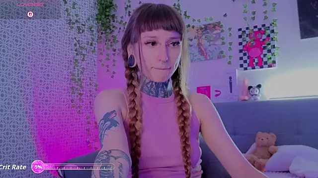 Snapshot of LilithPoison chatting on July 15, 9:09 pm LilithPoison online show from July 15, 9:09 pm