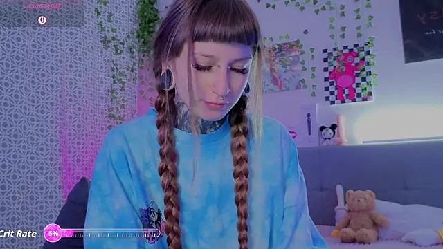 Snapshot of LilithPoison chatting on July 18, 9:07 pm LilithPoison online show from July 18, 9:07 pm