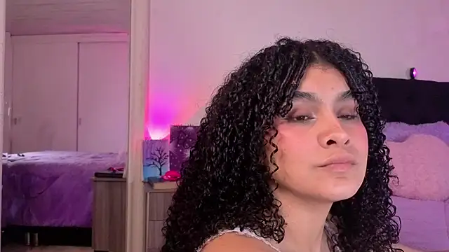 Snapshot of missvaneblake chatting on July 28, 12:01 pm missvaneblake online show from July 28, 12:01 pm